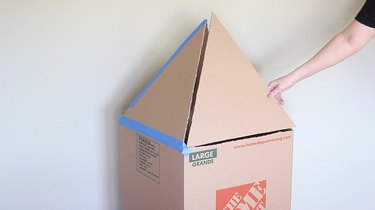 Как сделать картонную ракету для кошки из старых коробок
