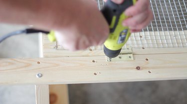 Hoe maak je van een IKEA plank een Catio