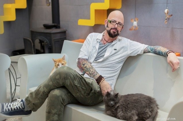 The Cat Daddy samarbetar med GreaterGood.Org för att hjälpa utsatta djur