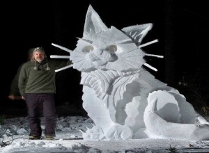 8-Foot Cat Ice Sculpture Warms Our Frosty Hearts