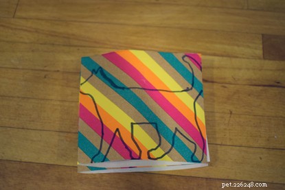 Um padrão de guirlanda em forma de gato – perfeito para um Chá da Tarde Pawsome!