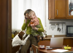 Como donos de cães ocupados ainda podem cuidar de cães