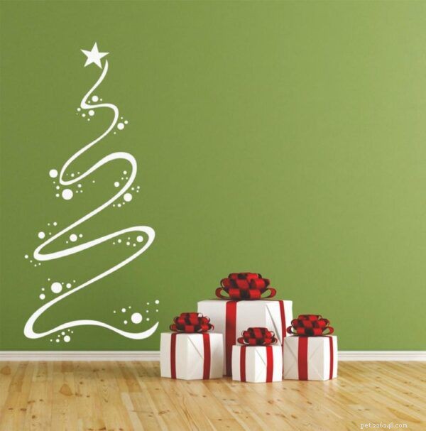 Fermare la salita con alberi di Natale e decorazioni alternative