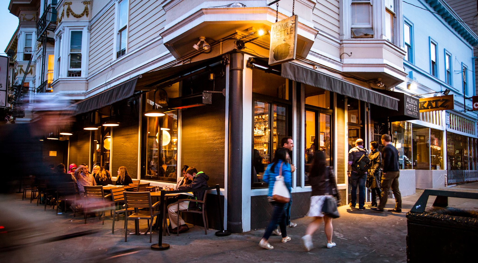 De 10 bästa husdjursvänliga restaurangerna i San Francisco