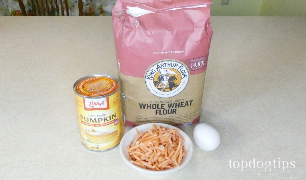 Recept:eenvoudig recept voor hondenkoekjes met pompoen