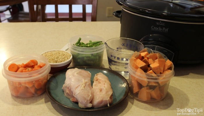 Recept:Kyckling och grönsaker Crock Pot Hundmat