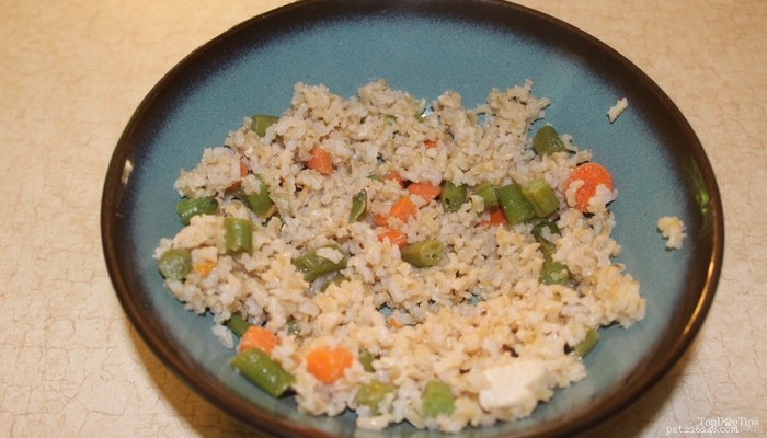 Ricetta:cibo per cani fatto in casa con pollo, riso e verdure