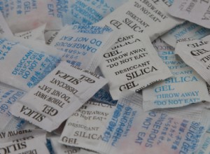Is a Silica Packet Safe for Dogs? Quick Guide to Toxicity & First Aid