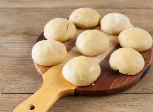 Golden Retriever Ingests Thanksgiving Bread Rolls, Owner Urges Pet Parents to Prevent Similar Incident